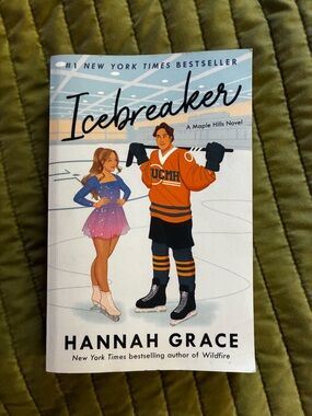 💰5/$10 Icebreaker by Anna Grace - White Paperback Novel